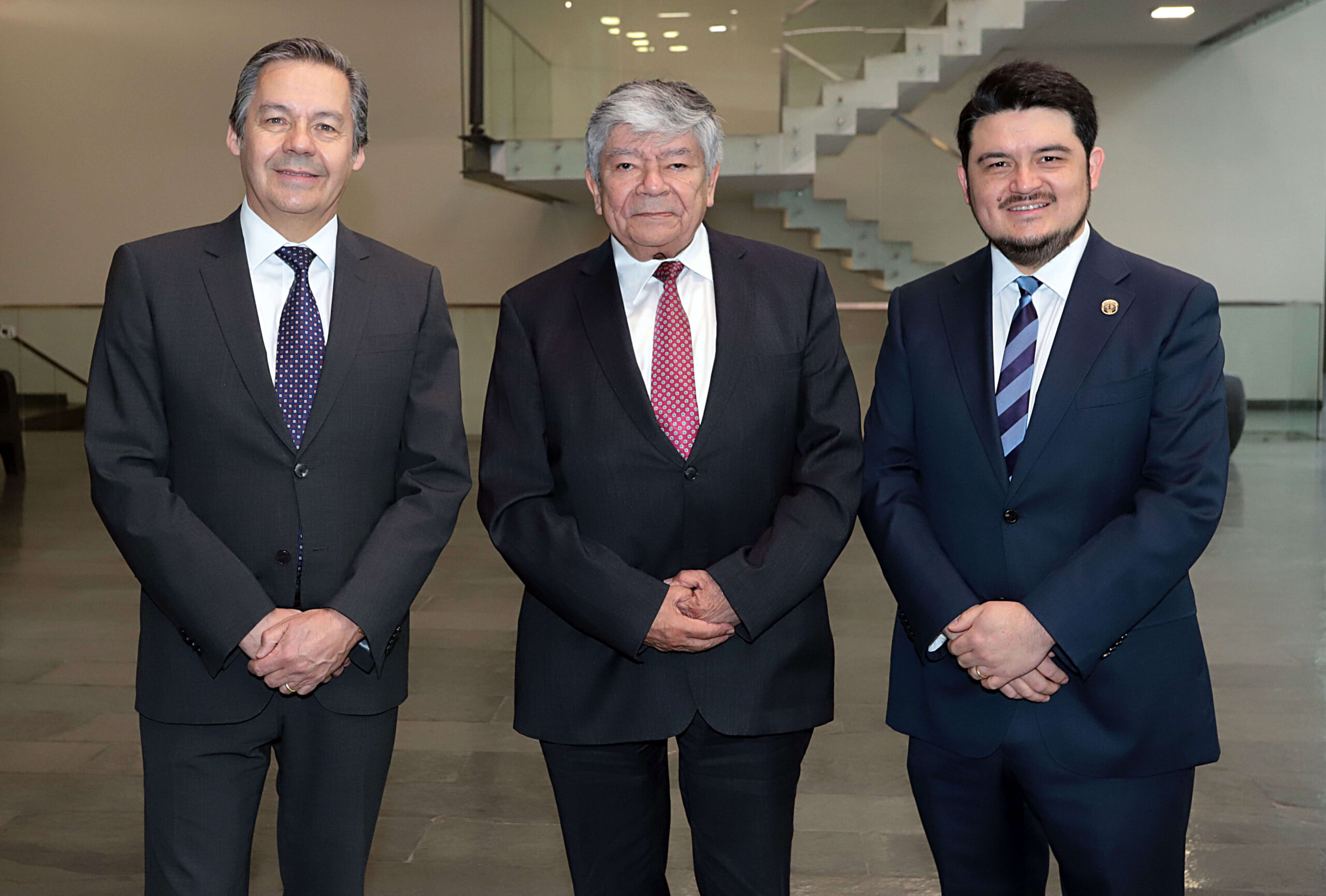 Carlos Pérez - Decano Facultad de Medicina USS, Jorge Antonio Orellana - Presidente de la Asoc. De Facultades de Medicina de Chile y Decano de Facultad de Medicina U. de Valparaíso, Dr. Jorge Acosta - Director de IPSUSS - Universidad San Sebastián 