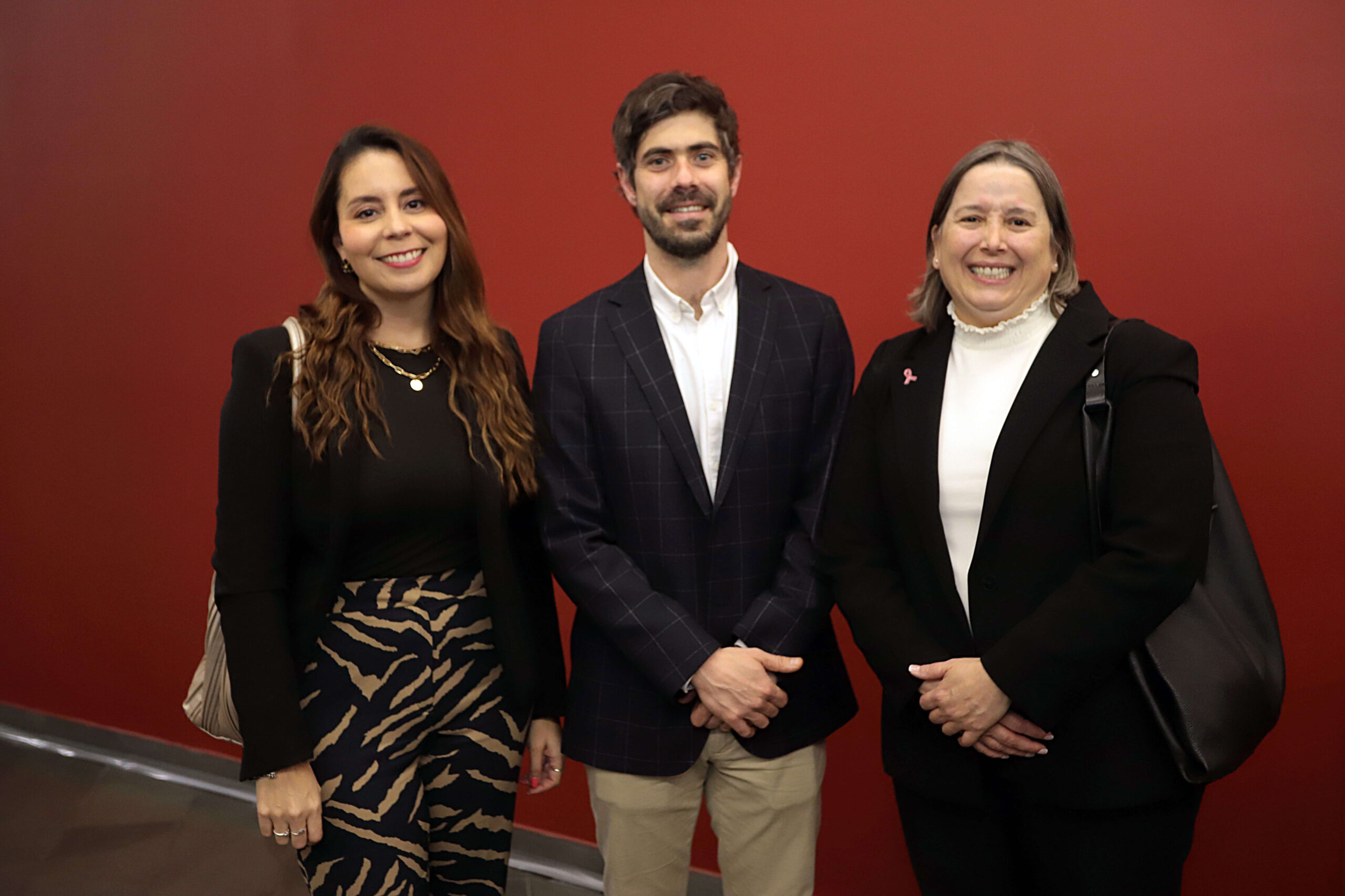 Javiera Jara - Gerenta de Asuntos Públicos y Comunicaciones de Laboratorio Novo Nordisk, Carlos Portales - Gerente de Asuntos Públicos y Legales de La Corporación de Innovación Farmacéutica, María Verónica Del Villar - Policy & Advocacy en Laboratorio Aztra Zeneca Chile